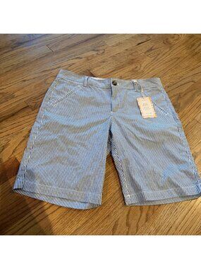 DOCKERS WOMENS SIZE 10 BLUE STRIPE BERMUDA SHORTS NEW